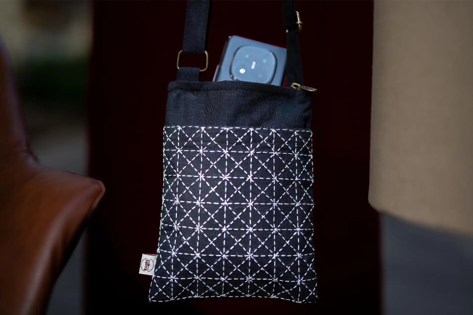 Ira - Sling - Star Handwork - White